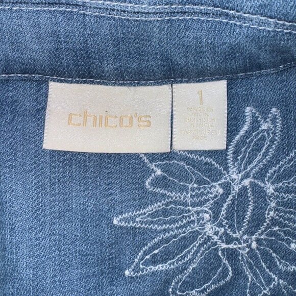 Chico's Flower Embroidered Beautiful Denim Jacket - Size 1- 130 Retail - Picture 2 of 4